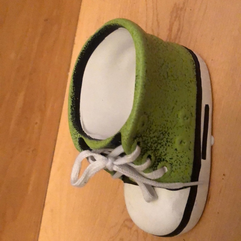 Running shoe potter - Picture 4 of 4